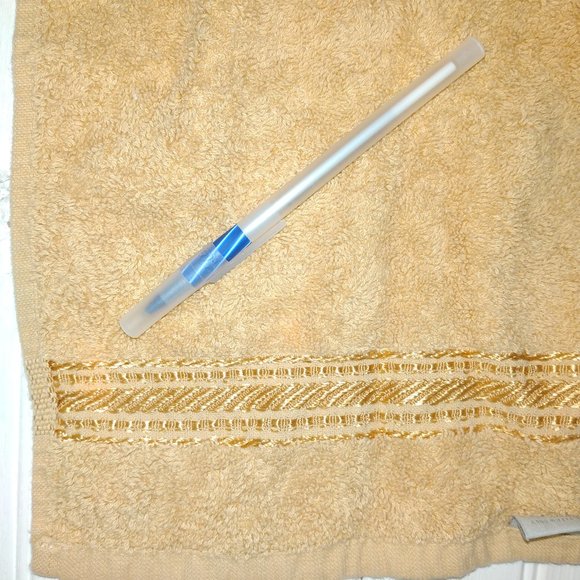 Decorative fancy gold bath towels 6pc - Picture 14 of 14